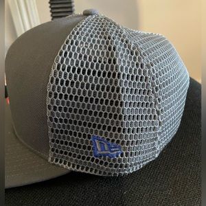 Chicago Cubs New Era 9Fifty Grey Adjustable Snapback Trucker Hat Mint Condition